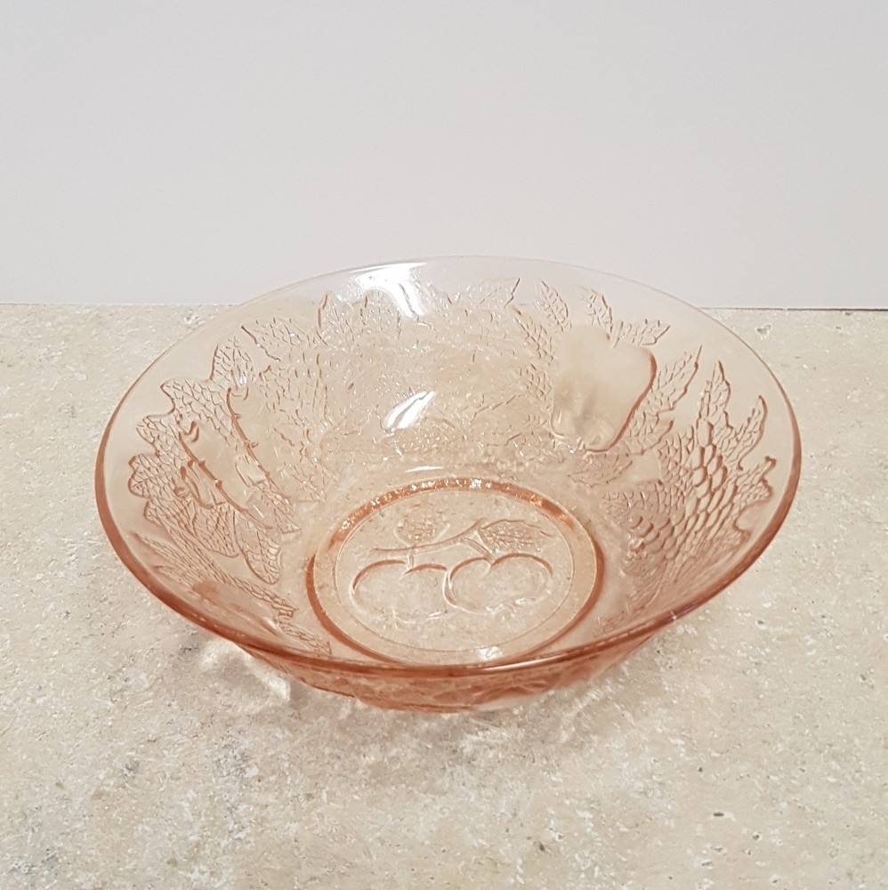 FIRNA Indonesia Light Pink Etched Glass Bowl